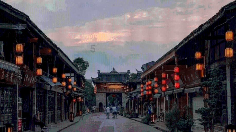 北极熊和棕熊相比，谁的体积和力量更大？游戏画面